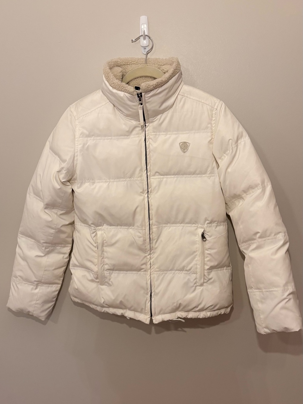 Womens Vintage Y2K American Eagle Outfitters White Puffer Jacket w Sherpa Collar
